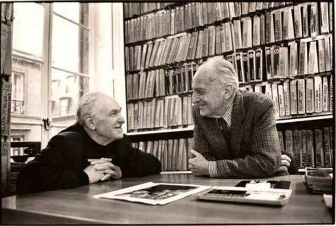 Robert Doisneau et Raymond Grosset à l'agence Rapho © Elise Hardy / Rapho-Eyedea Robert Doisneau et Raymond Grosset à l'agence Rapho © Elise Hardy / Rapho-Eyedea